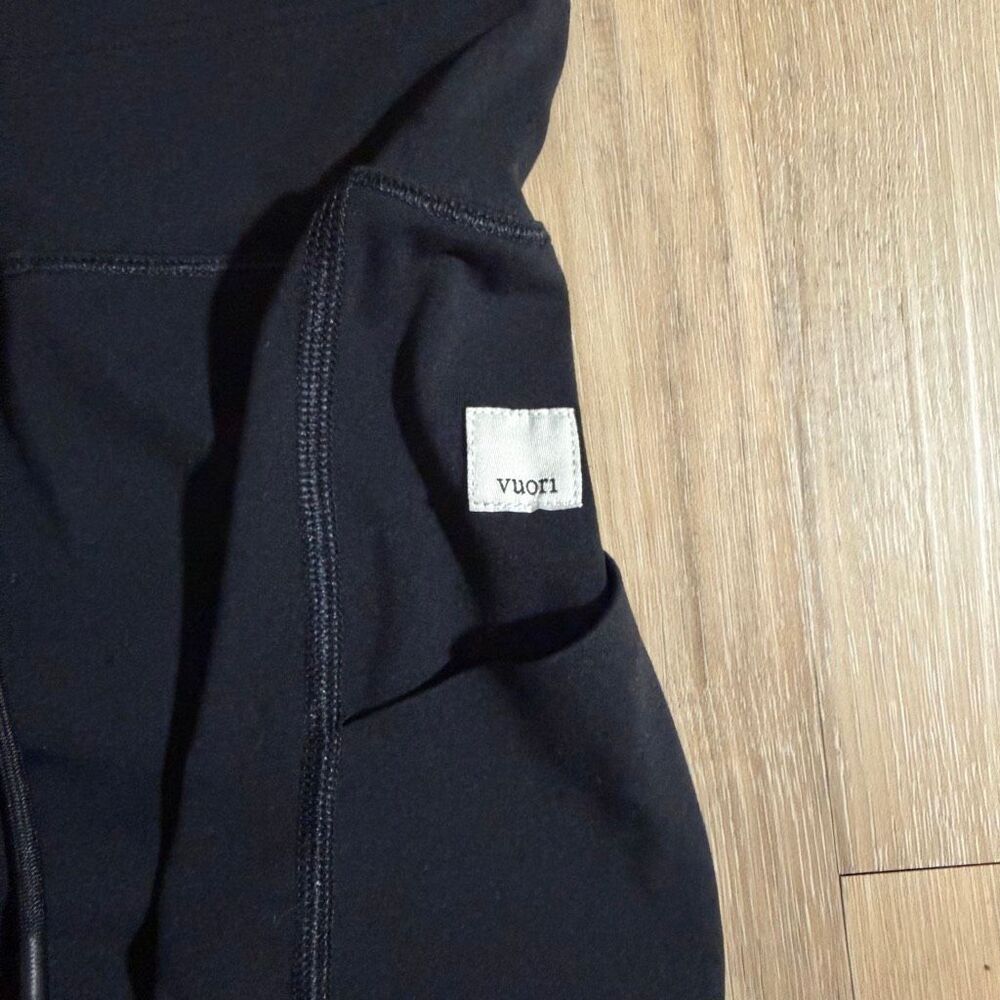 Vuori Women’s Black Daily Joggers Sz S Pants Minimalist Athleisure Clean Girl - Picture 2 of 5